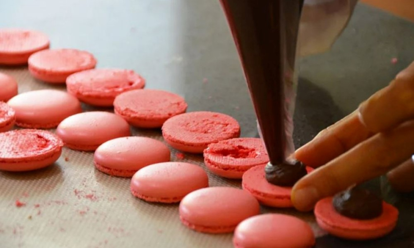 Macarons Making Class.jpg