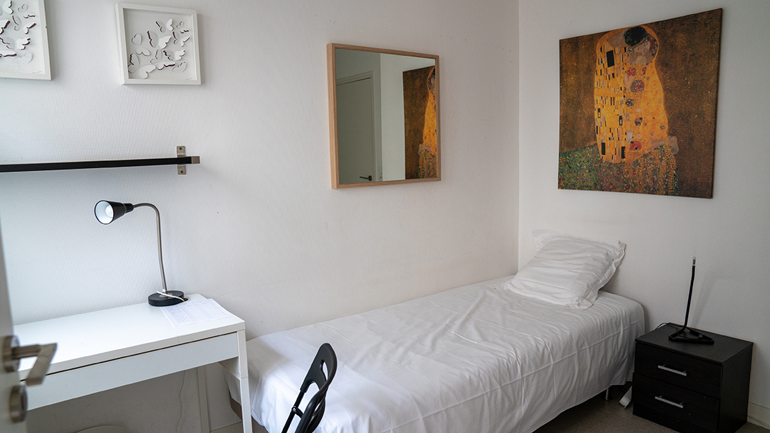 Summer Housing The American University of Paris