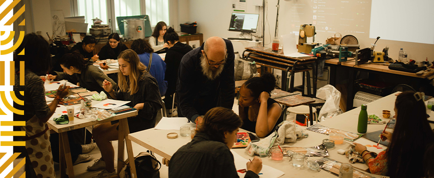 Study in Paris this Summer | The American University of Paris